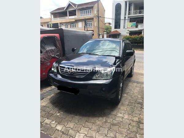 Car for rent Toyota Harrier