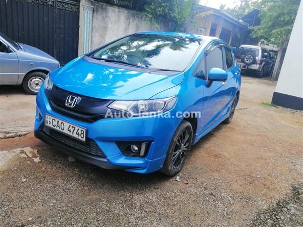 Honda Fit GP6 For Rent