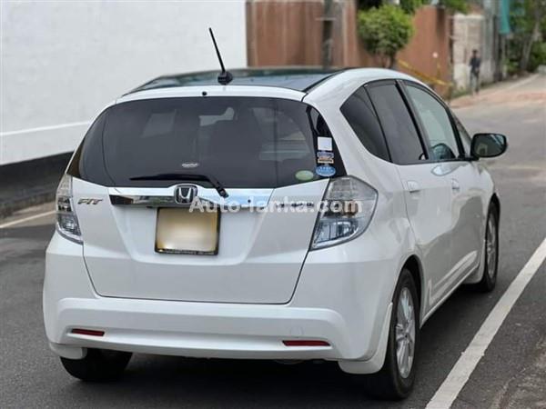 Honda Fit GP1 For Rent