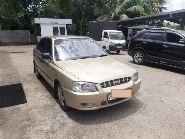 Rent A Car-Hyundai Accent-2000