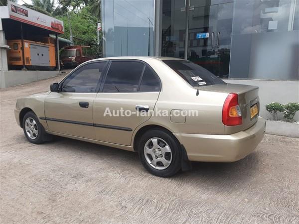 Rent A Car-Hyundai Accent-2000