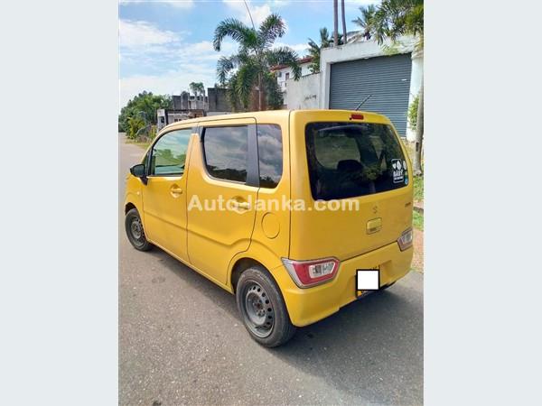 rent a car Suzuki Wagon R