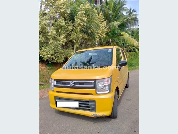 rent a car Suzuki Wagon R