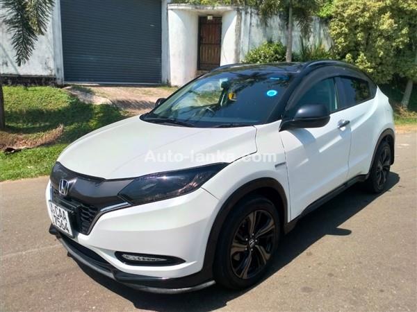 Honda Vezel For Rent