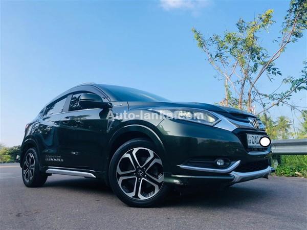 Rent a car honda Vezel