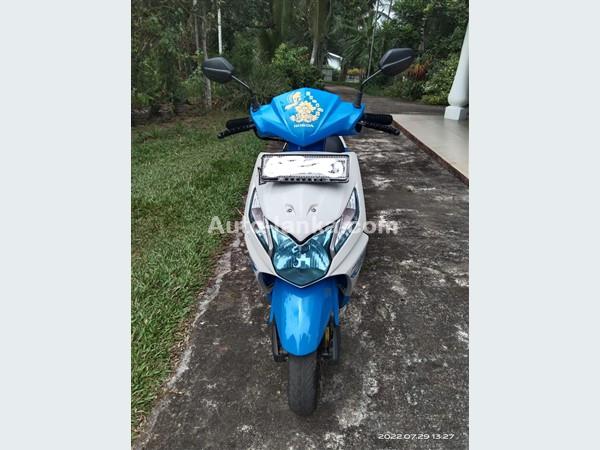 Honda Dio For Rent