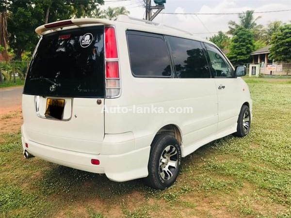 TOYOTA NOHA FOR RENT