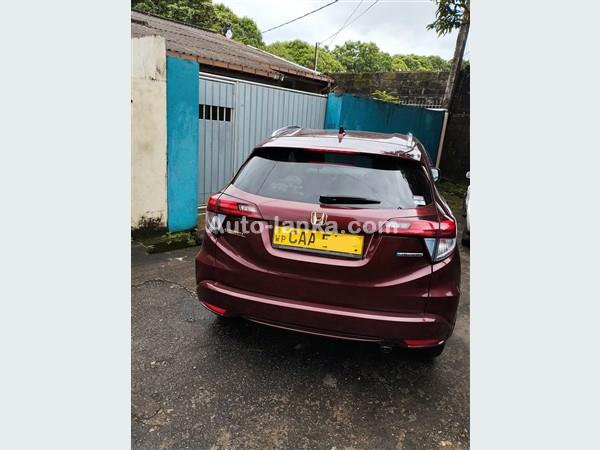 Honda Vezel For Rent