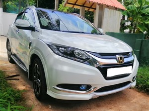 Rent a car honda Vezel