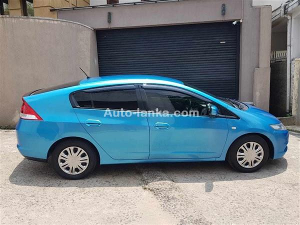 Honda Insight for Rent