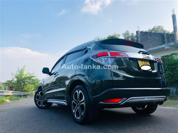 Rent a car honda Vezel