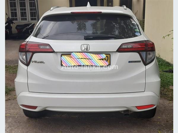 Honda Vezel for Rent