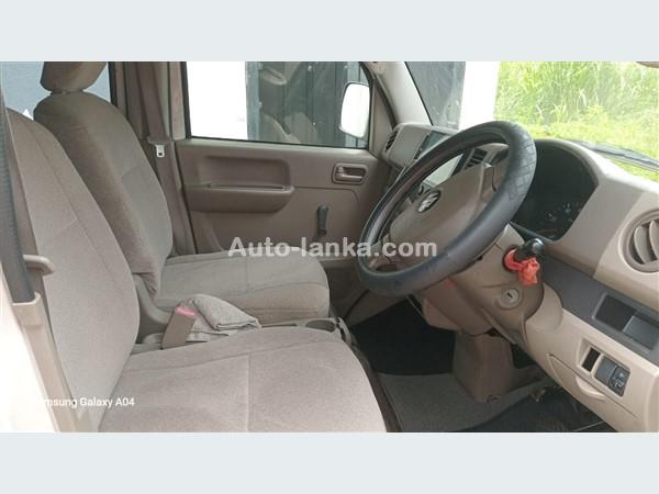 Suzuki every For Rent
