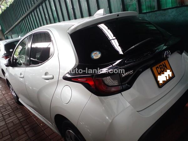 RENT A CAR- TOYOTA YARIS NEW