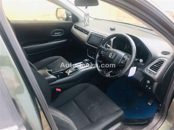 Rent a car Honda Vezel