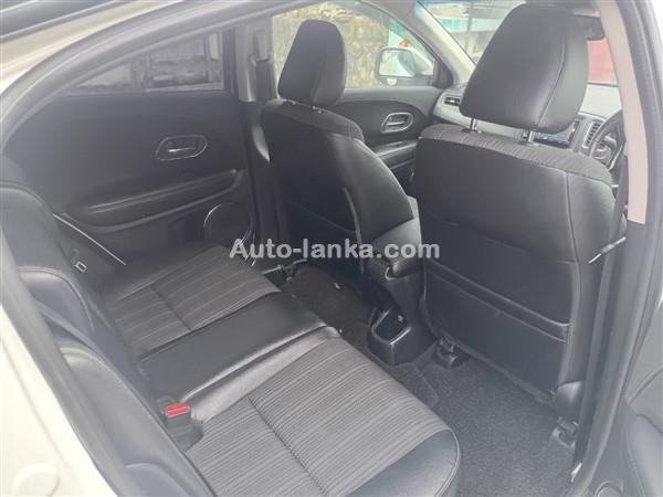 Rent a car honda Vezel