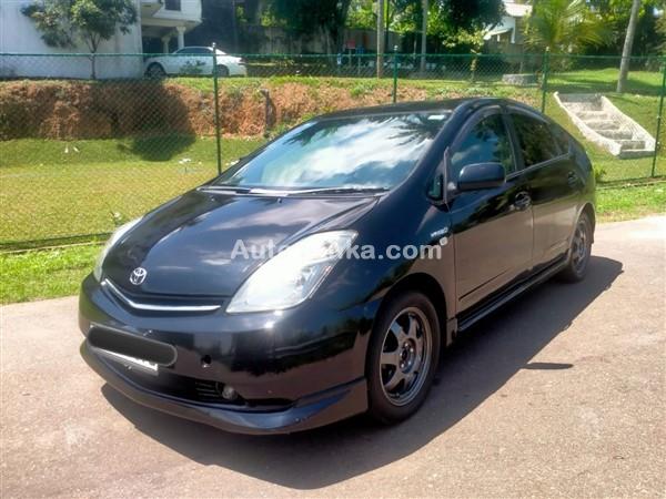 Rent a car Toyota Prius