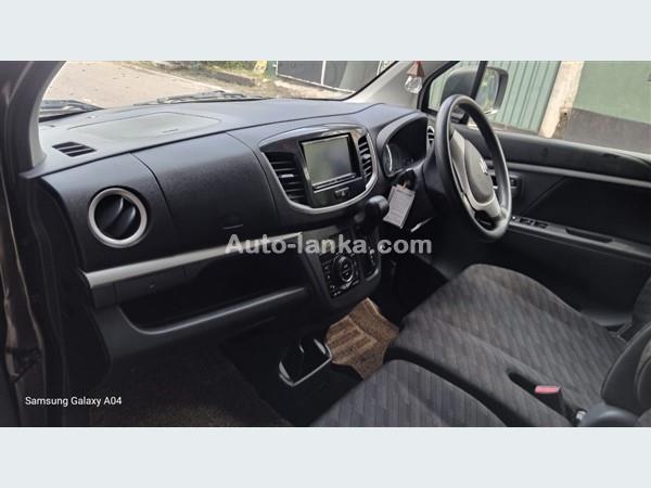2017 Suzuki Wagon R for rent..