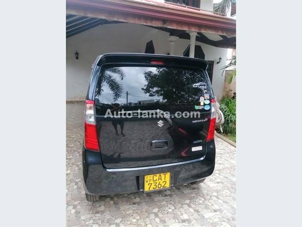 2017 Suzuki Wagon R for rent..