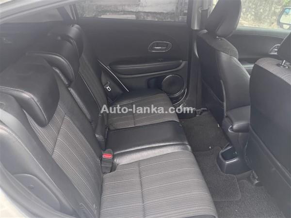 Rent a car honda Vezel
