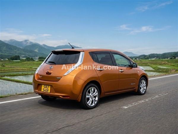Nissan Leaf 2014 Available for Rent (250KM Range)