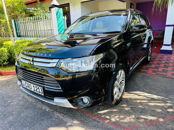 Outlander 7 Seater for Rent