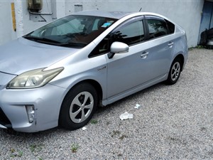 Rent a car-Toyota prius