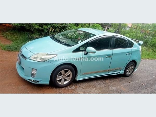 Prius 3rd for Rent