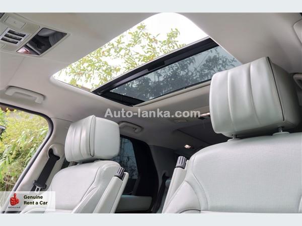 Land Rover Discovery 5 HES For Rent