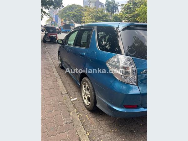 Honda Fit Shuttle Hybrid for Rent