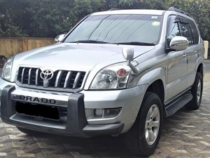 Toyota Land Cruiser Prado 120 for rent.