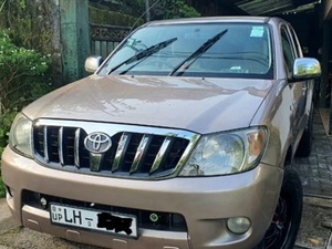 toyota-hilux-2002-jeeps-for-sale-in-kalutara